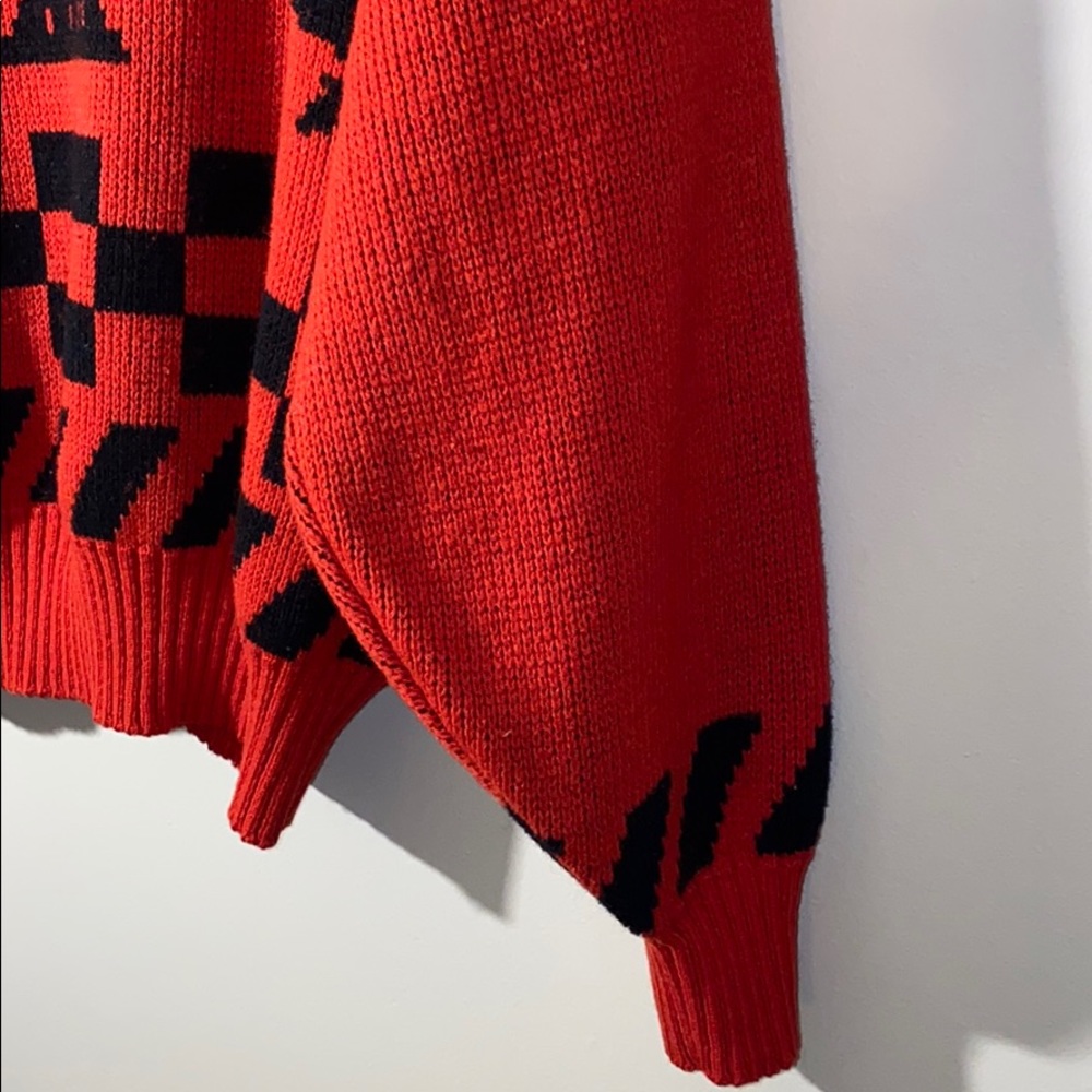Sweater - Picture 6 of 6